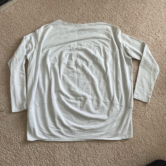 Lululemon Back in Action Long Sleeve Shirt - Heathered Core Ultra Light Grey - Picture 5 of 8